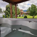 Mile Zacisze Lodge