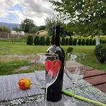 Mile Zacisze Lodge *